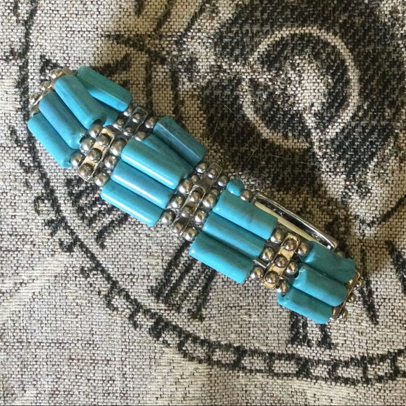 🆕 Anthropologie Turquoise Beaded Bracelet 🦋 - Picture 3 of 5